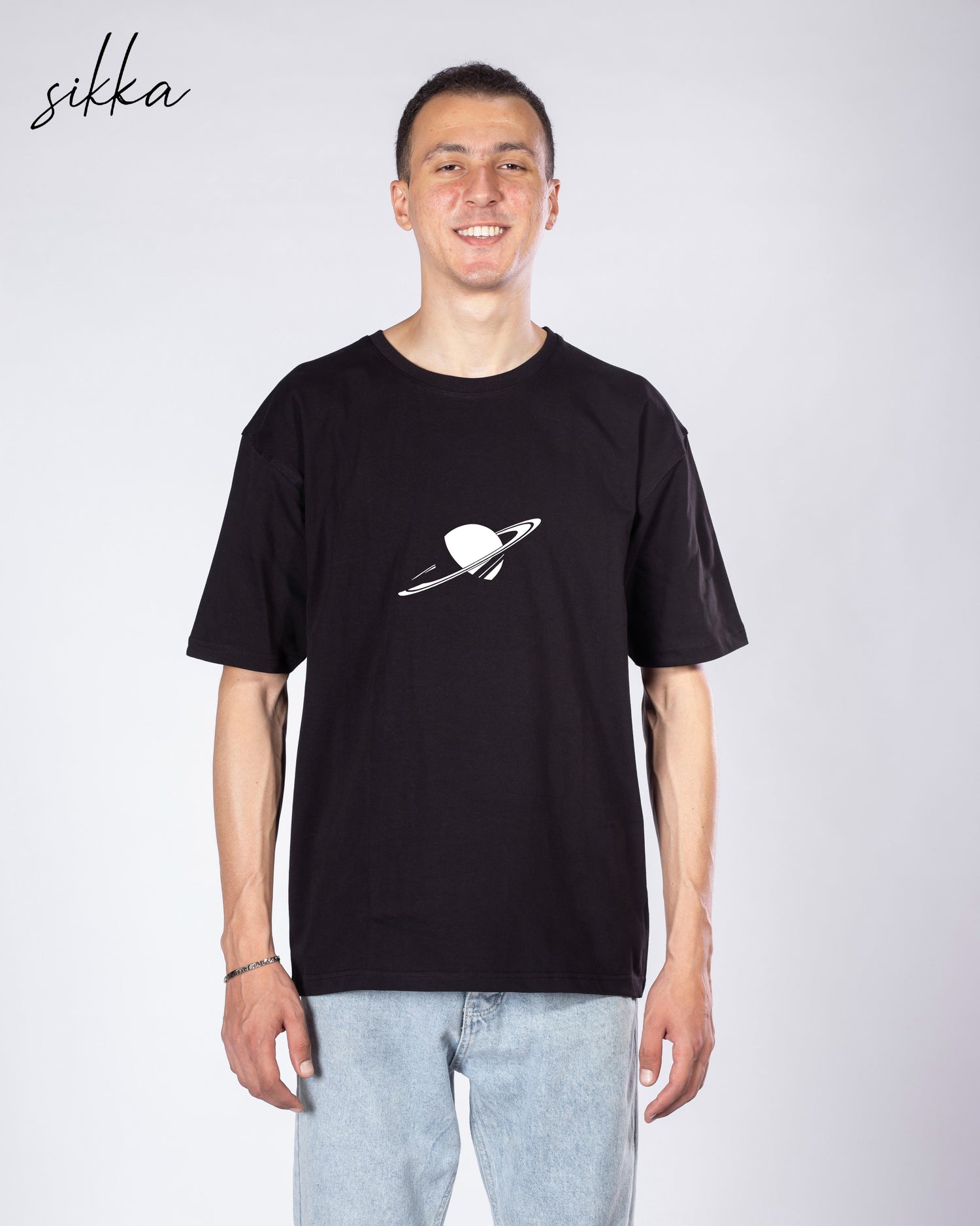 T-shirts over size
